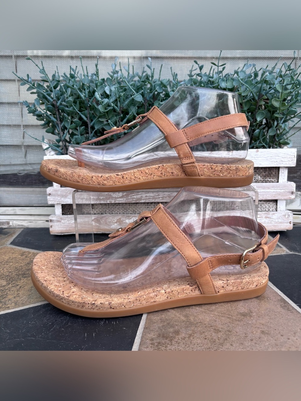UGG Aleigh Leather Sandal